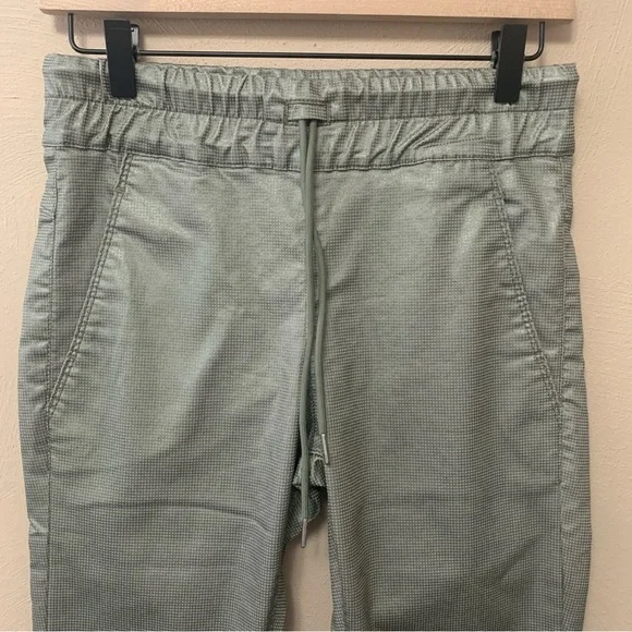 Bevy Flog Shely Pants in Sage Green OG Size 25 NWT New
